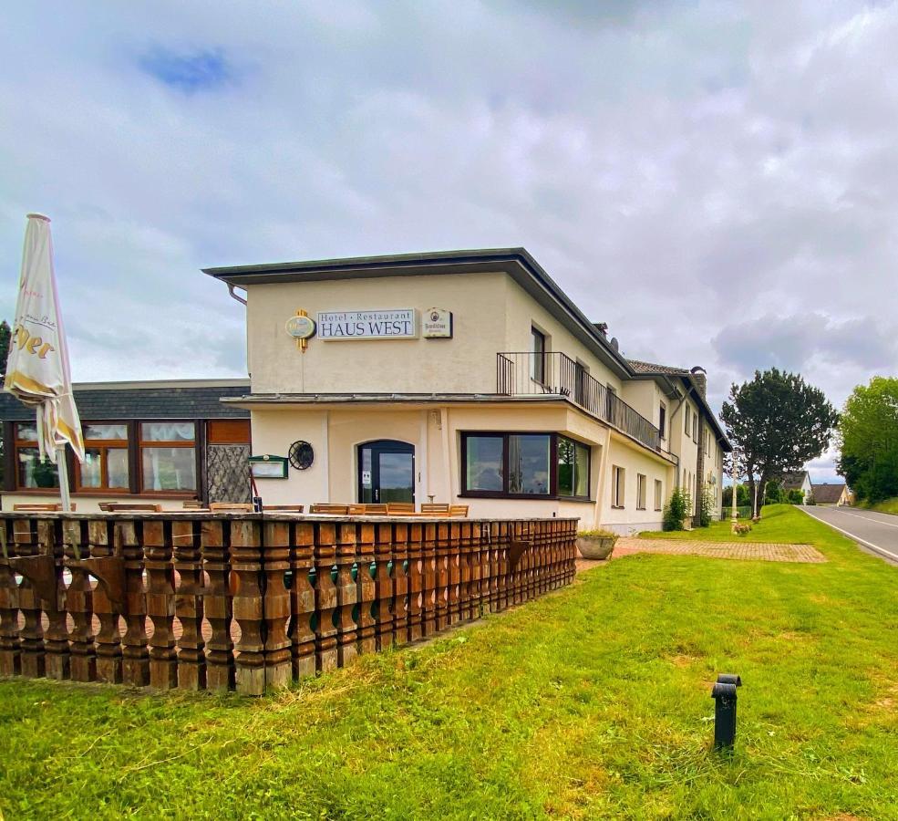 Eifel Hotel Haus West Kall Екстер'єр фото