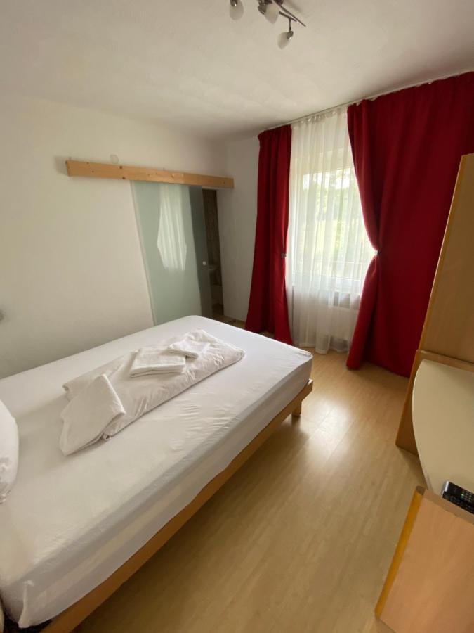 Eifel Hotel Haus West Kall Екстер'єр фото